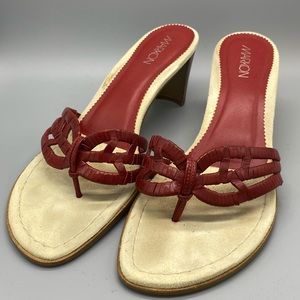Markon NWT Red Slides 11 M